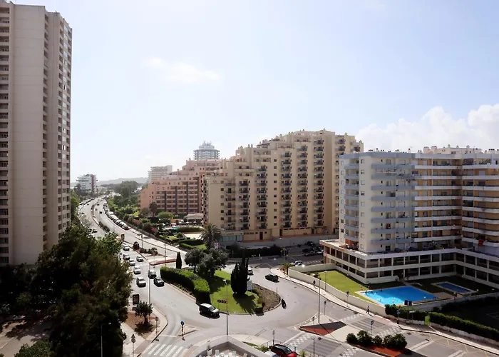 Apartamento T1 Rocha Tower *
